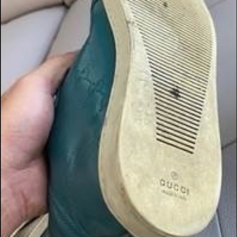 Gucci - Picture 3 of 3